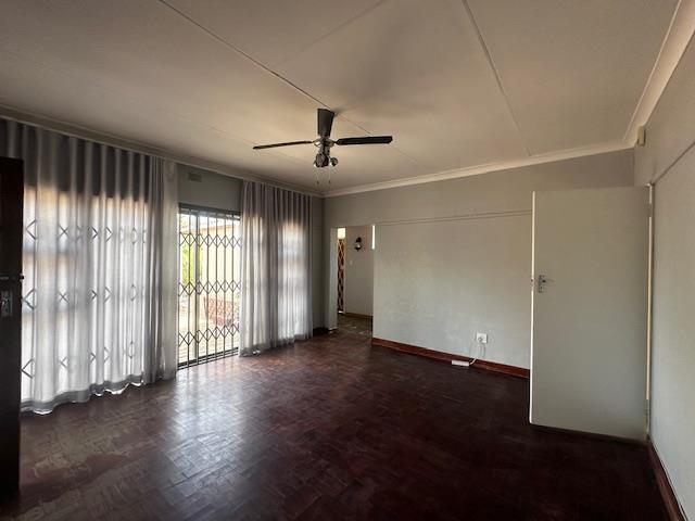 6 Bedroom Property for Sale in Dan Pienaar Free State
